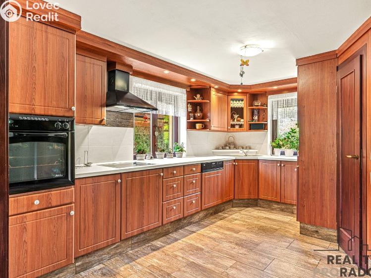 Продаж сімейного будинку Králův Dvůr č. 5