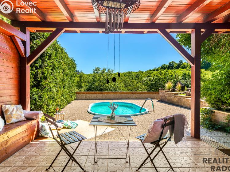 Продаж сімейного будинку Králův Dvůr č. 35