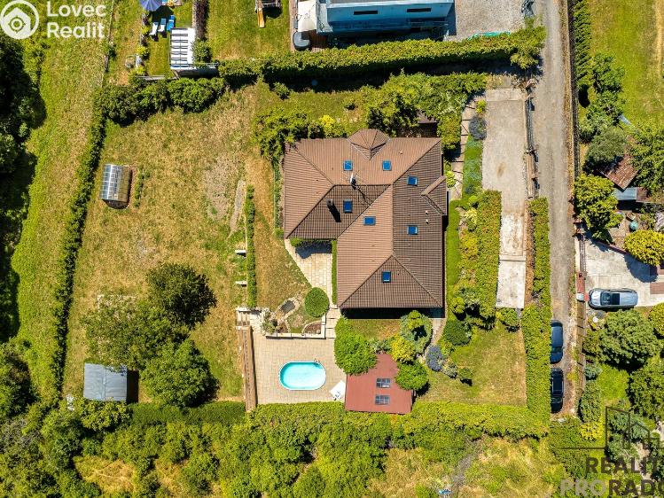 Продаж сімейного будинку Králův Dvůr č. 38