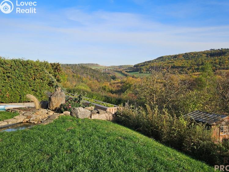 Prodej rodinného domu Králův Dvůr č. 33