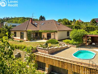 Sale family house Králův Dvůr č. 2