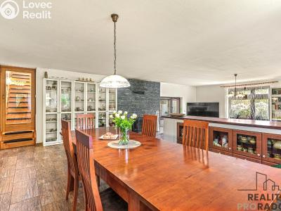 Sale family house Králův Dvůr č. 4