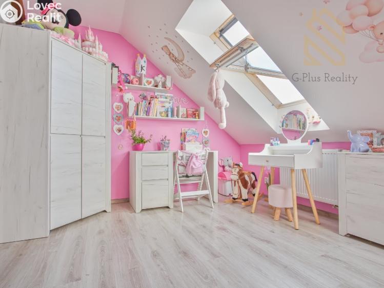 Prodej rodinného domu Hrobčice č. 12