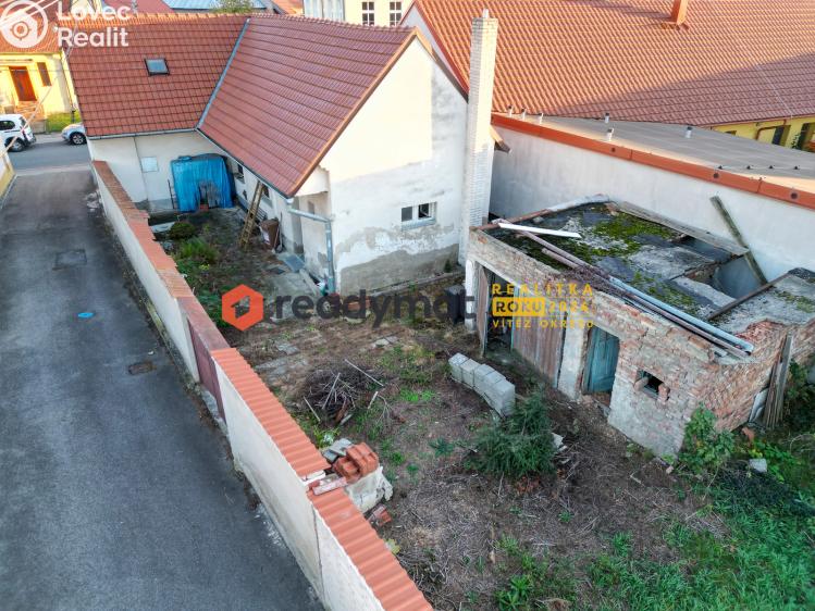 Prodej rodinného domu Vnorovy, Průhonek 374 č. 1