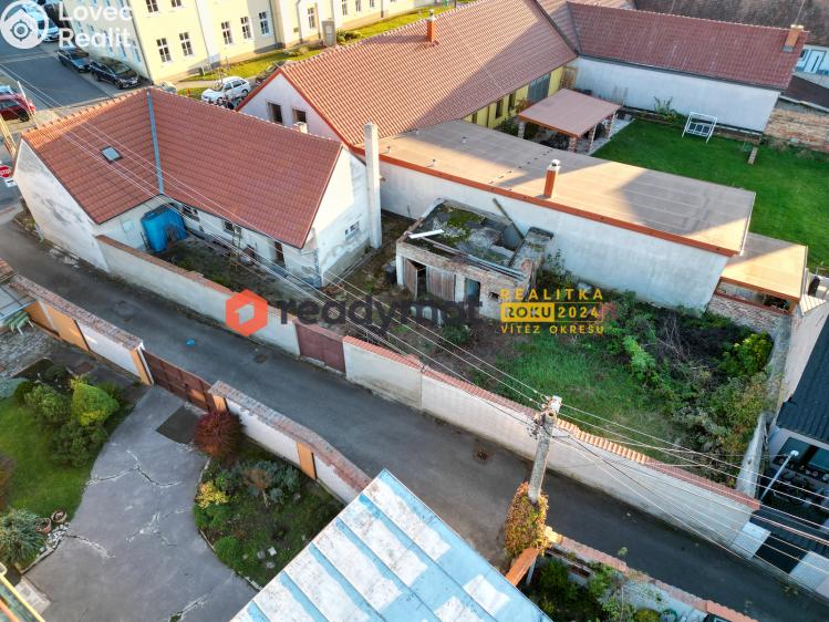 Prodej rodinného domu Vnorovy, Průhonek 374 č. 11