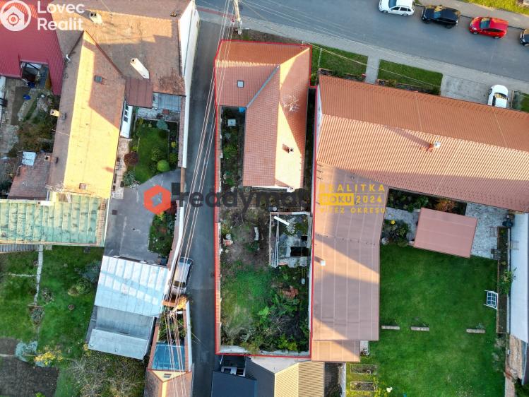 Prodej rodinného domu Vnorovy, Průhonek 374 č. 13