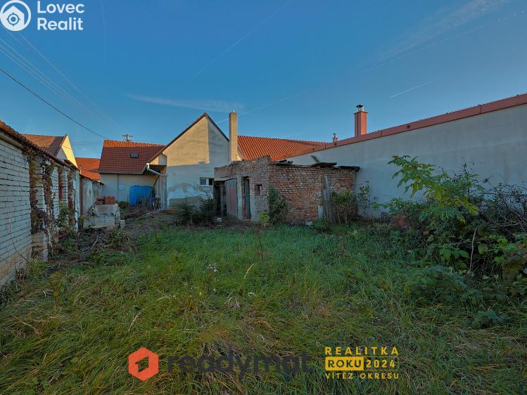 Prodej rodinného domu Vnorovy, Průhonek 374 č. 9