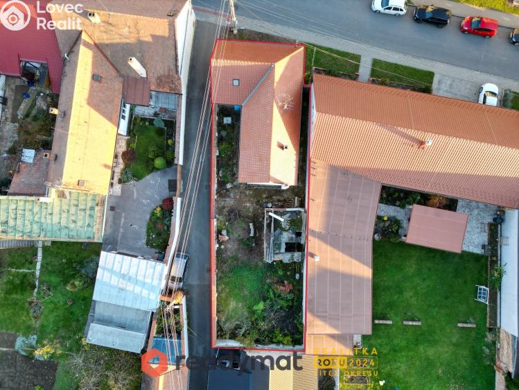 Prodej rodinného domu Vnorovy, Průhonek 374 č. 12