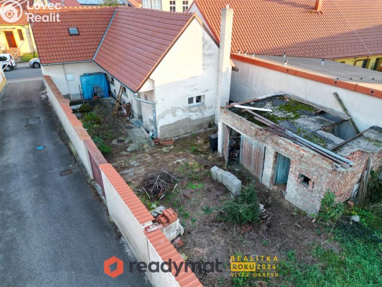 Prodej rodinného domu Vnorovy, Průhonek 374 č. 13