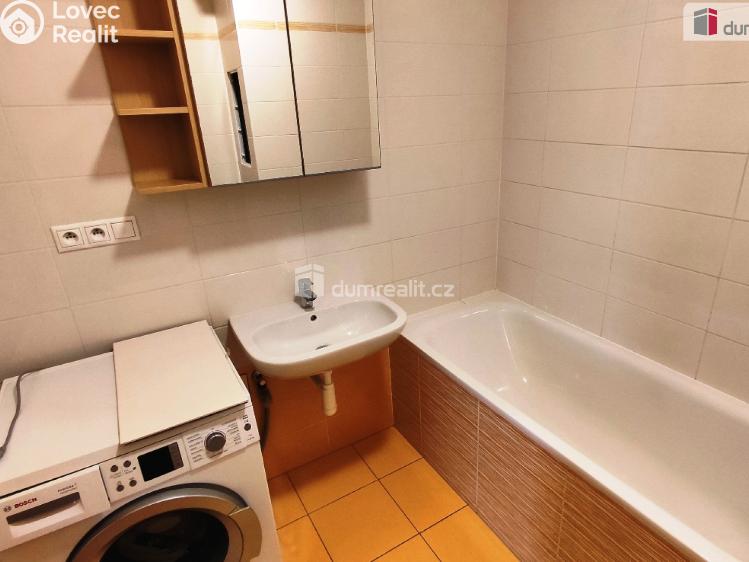 Продаж квартири 2+KK Praha 14, U Hostavického potoka č. 8