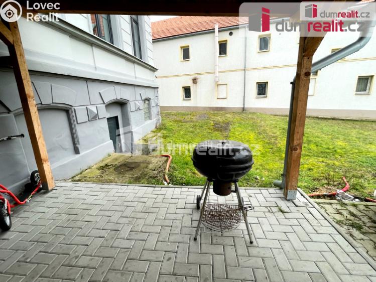 Pronájem bytu 2+KK Modlany č. 12