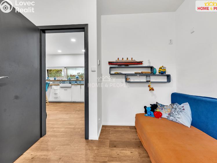 Prodej chaty Káraný, B. Němcové č. 15