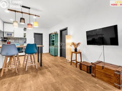 Prodej chaty Káraný, B. Němcové č. 5