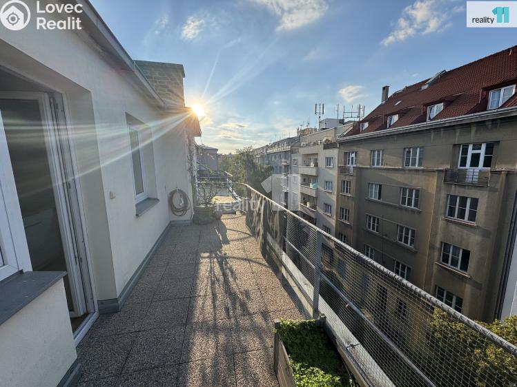 Pronájem bytu 1+1 Praha 3, V Horní Stromce č. 1