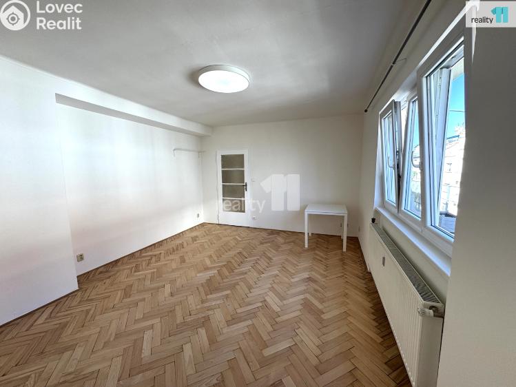 Pronájem bytu 1+1 Praha 3, V Horní Stromce č. 8