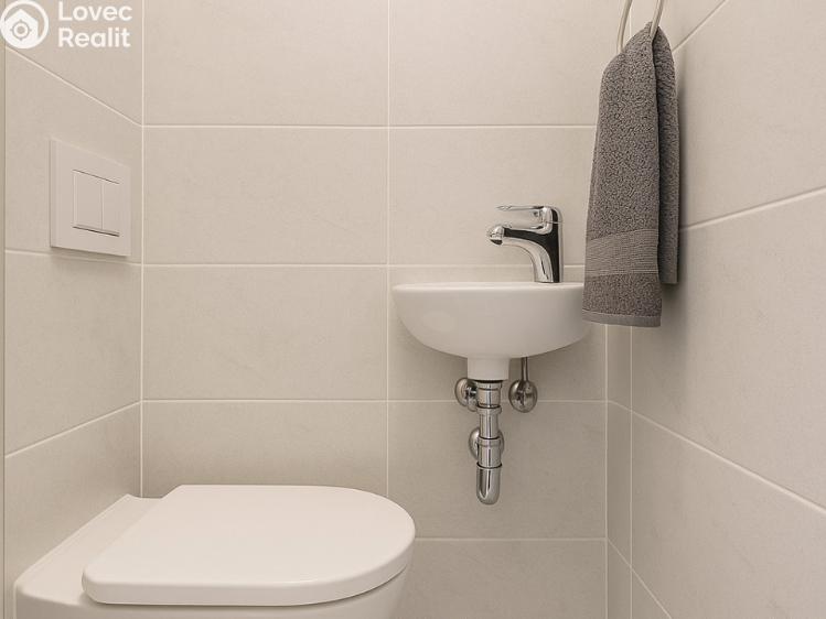 Prodej bytu 3+1 Sokolov, Mánesova č. 11