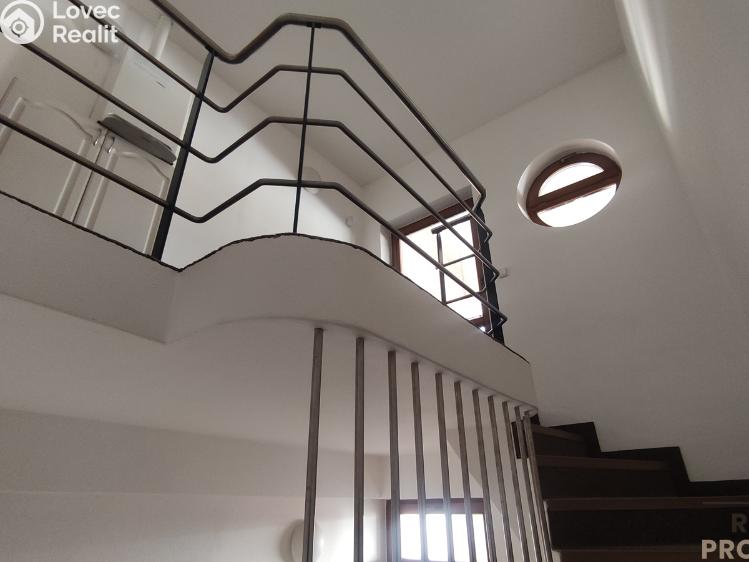 Pronájem bytu 3+1 Velké Meziříčí, Pod Hradbami č. 11