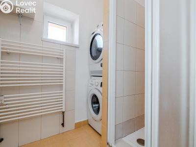 Продажа многоквартирного дома Ostrava, Palackého č. 9