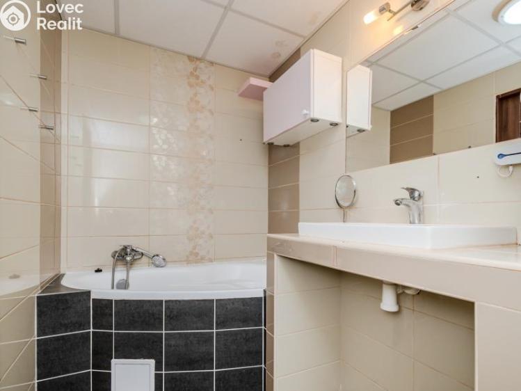 Продажа квартиры 3+1 Ostrava, Za Školou č. 12