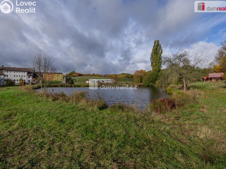 Prodej rybníku Valeč č. 3