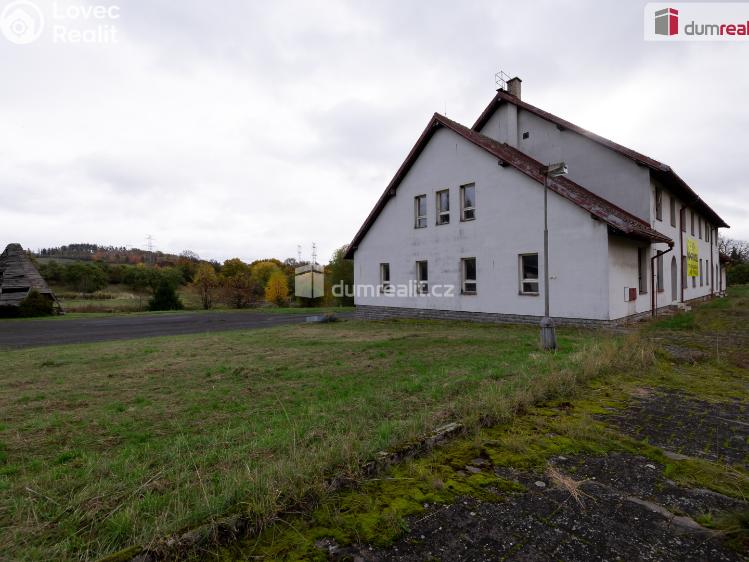 Prodej rybníku Valeč č. 13