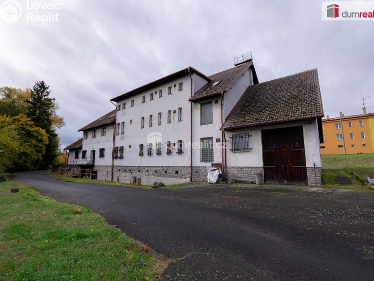 Prodej rybníku Valeč č. 19