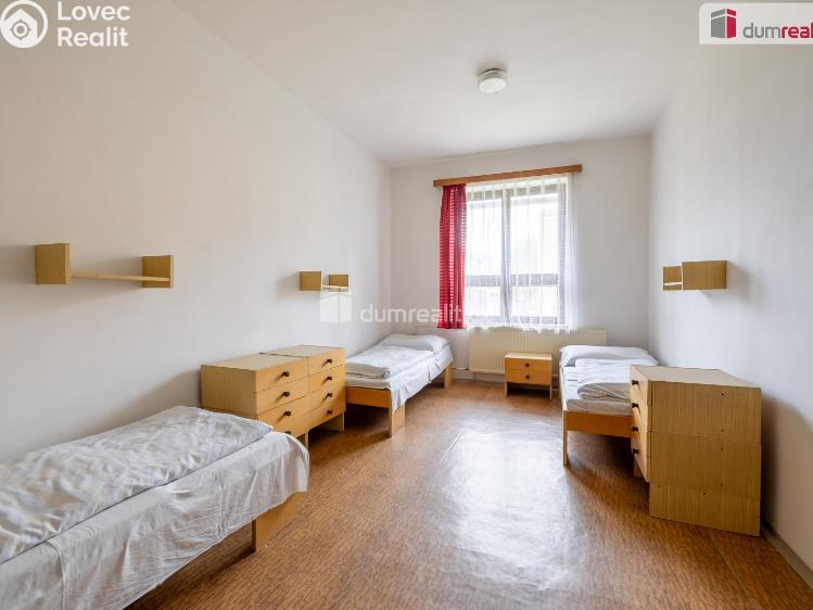 Prodej rybníku Valeč č. 24