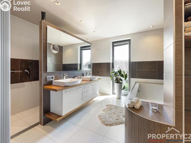 Prodej vícegeneračního domu Praha, Žďárská 750/6a č. 29