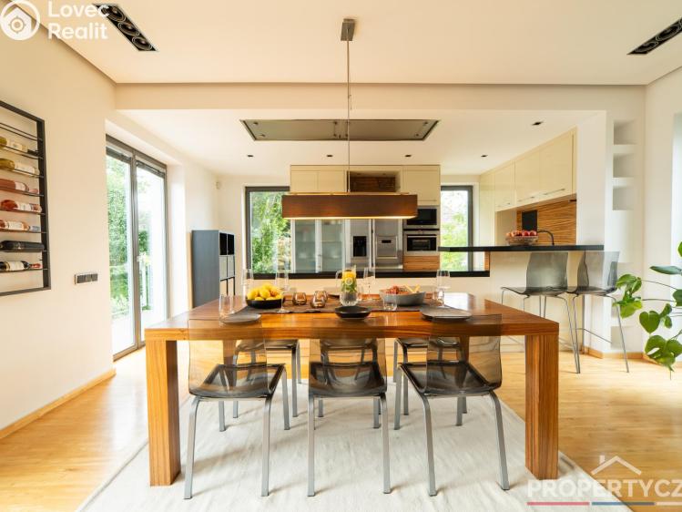 Prodej vícegeneračního domu Praha, Žďárská 750/6a č. 3