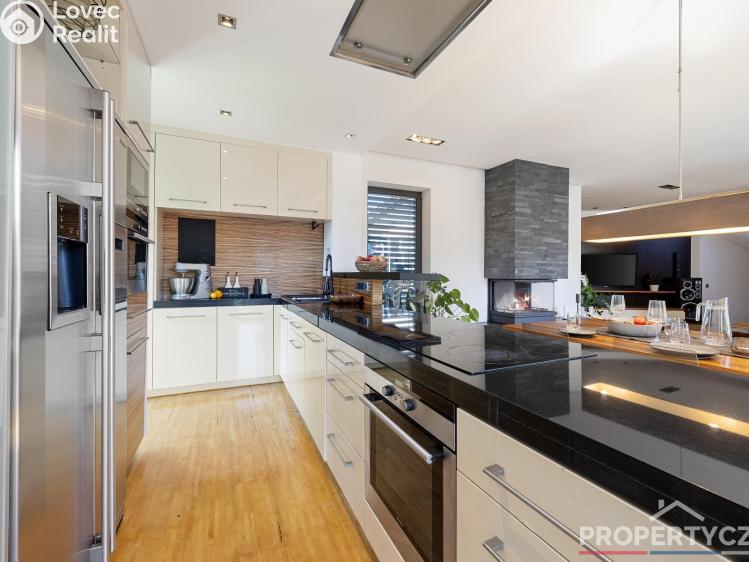 Prodej vícegeneračního domu Praha, Žďárská 750/6a č. 10