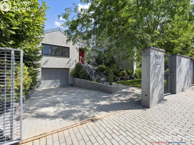 Prodej vícegeneračního domu Praha, Žďárská 750/6a č. 11