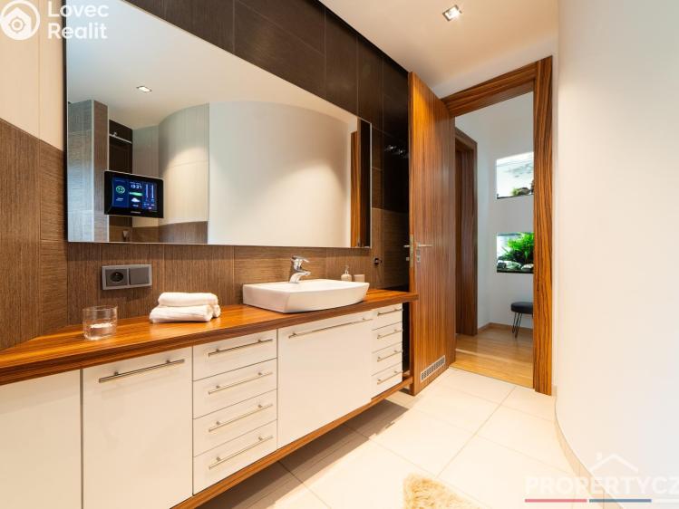 Prodej vícegeneračního domu Praha, Žďárská 750/6a č. 23