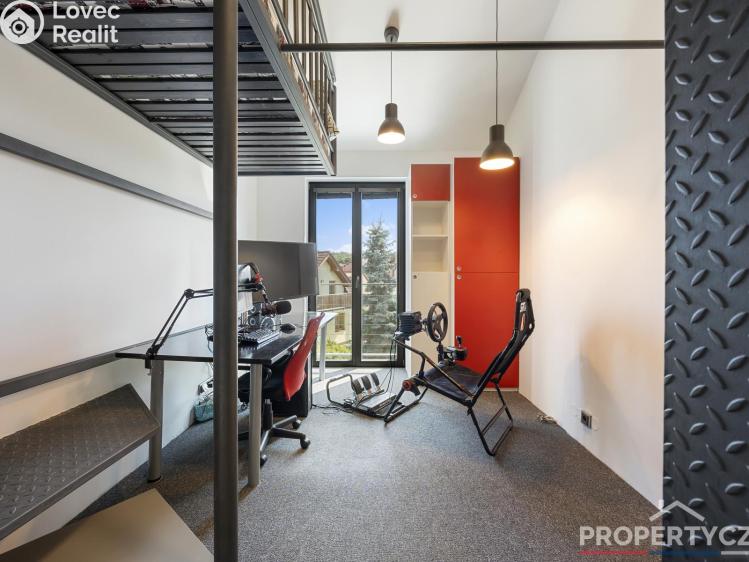 Prodej vícegeneračního domu Praha, Žďárská 750/6a č. 34