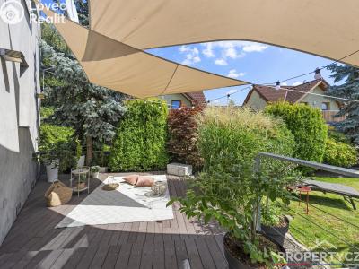 Продаж багатогенного будинку Praha, Žďárská č. 1