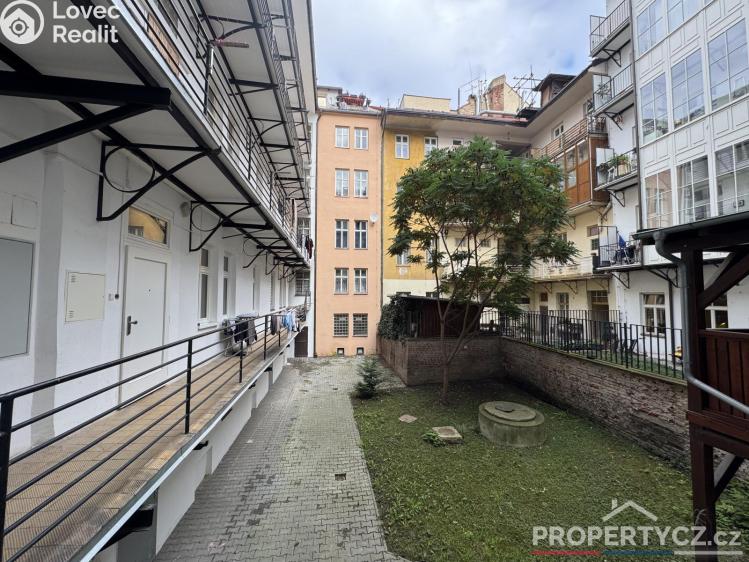 Prodej výrobní haly Praha, Arbesovo náměstí 314/10 č. 2