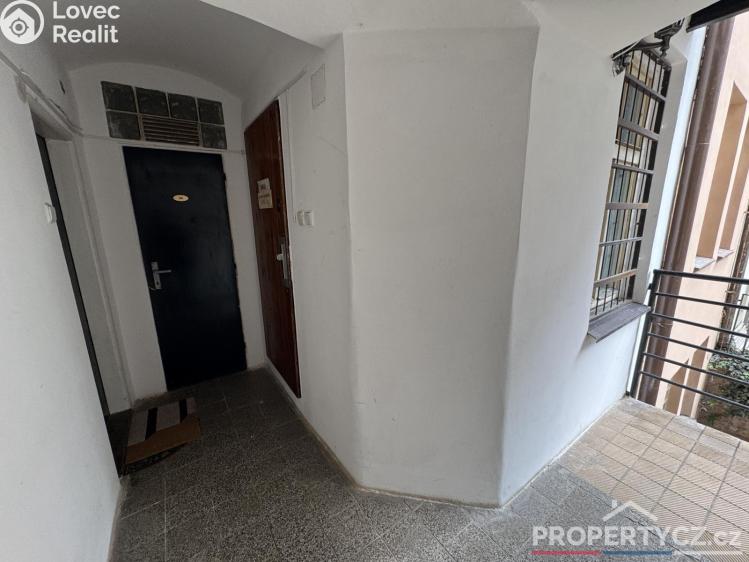 Prodej skladového prostoru Praha, Arbesovo náměstí 314/10 č. 17