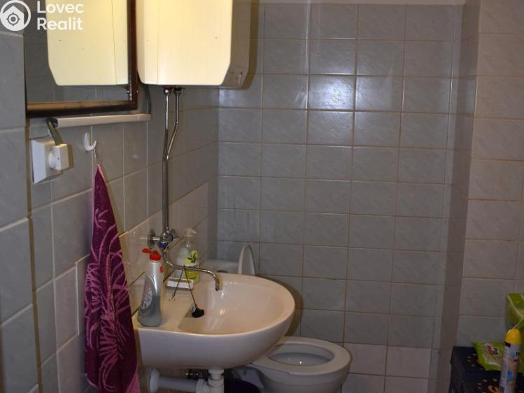 Prodej skladového prostoru Praha, Arbesovo náměstí 314/10 č. 23