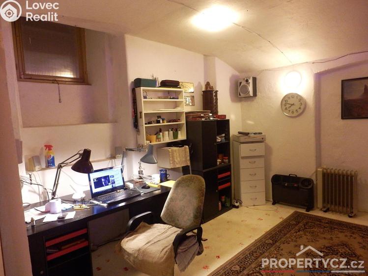 Prodej komerční nemovitosti Praha, Arbesovo náměstí 314/10 č. 29