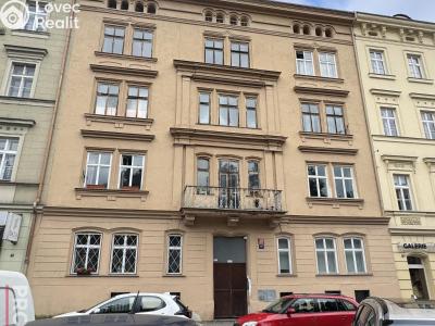 Prodej komerční nemovitosti Praha, Arbesovo náměstí č. 1