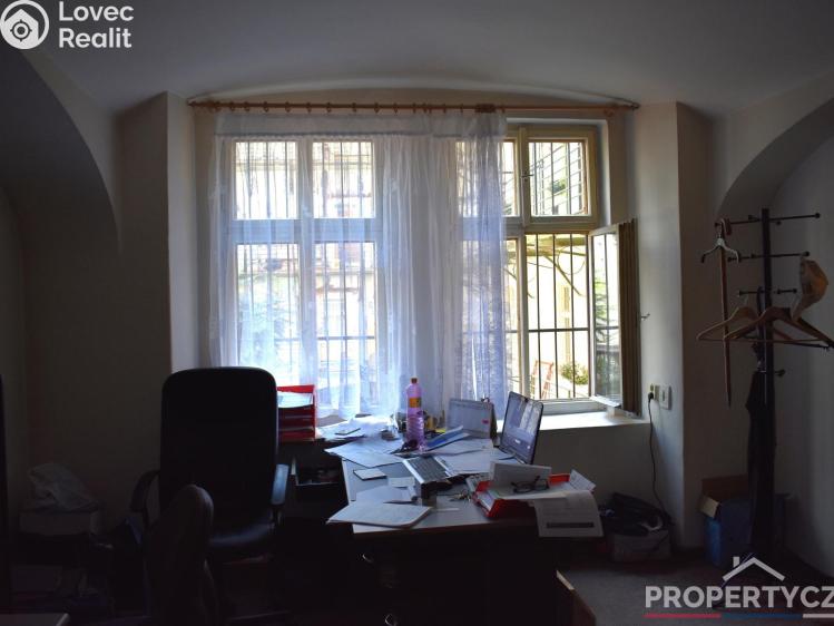 Prodej obchodního prostoru Praha, Arbesovo náměstí 314/10 č. 21