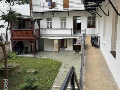 Prodej obchodního prostoru Praha, Arbesovo náměstí č. 6