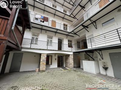 Продажа торгового помещеня Praha, Arbesovo náměstí č. 17