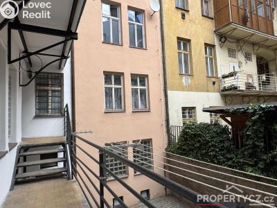 Prodej obchodního prostoru Praha, Arbesovo náměstí č. 5