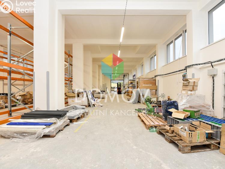 Pronájem skladového prostoru Hýskov, Na Krétě č. 12