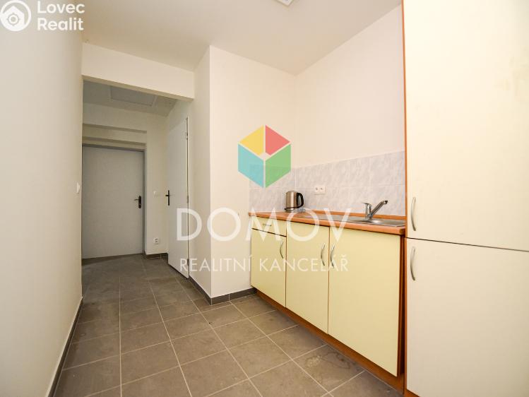 Pronájem skladového prostoru Hýskov, Na Krétě č. 10