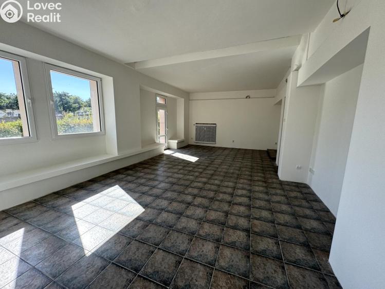 Prodej atypického bytu Praha, Na Petynce 986/36 č. 3