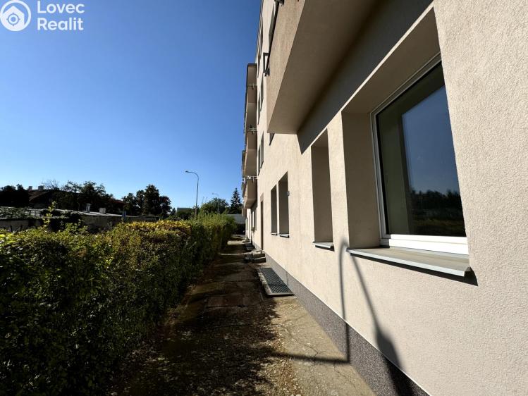 Prodej atypického bytu Praha, Na Petynce 986/36 č. 6