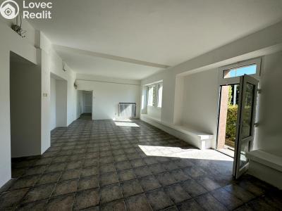 Sale atypical apartment Praha, Na Petynce č. 2