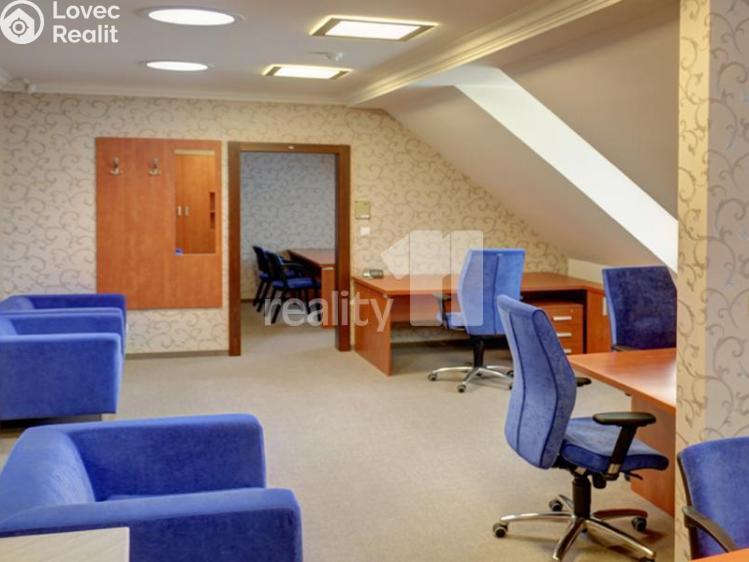 Оренда офісного приміщення Karlovy Vary, Chebská č. 1