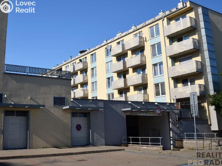 Pronájem garáže Brno, Zderadova č. 2